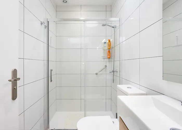 Home2book Lovely & Bright Apt, Pool & Terrace *