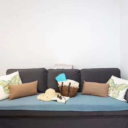 Home2book Lovely & Bright Apt, Pool & Terrace