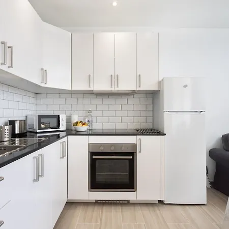 Home2book Lovely & Bright Apt, Pool & Terrace Apartment *