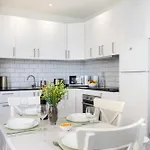 Appartamento Home2book Lovely & Bright Apt, Pool & Terrace *