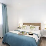 Home2book Lovely & Bright Apt, Pool & Terrace Appartamento